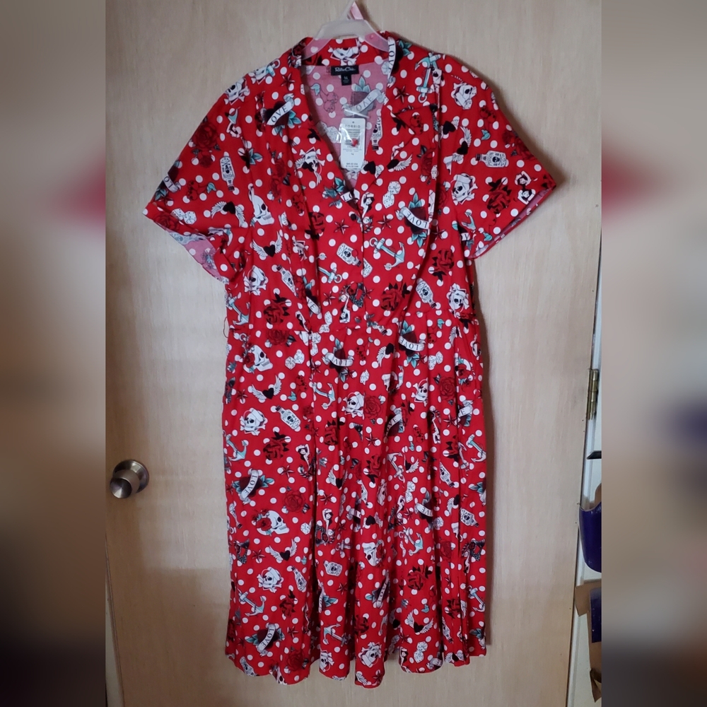 Torrid Retro Chic Red Skull Rose Love Graphic Belted Short Sleeve Midi Dress, 14 - Picture 5 of 6